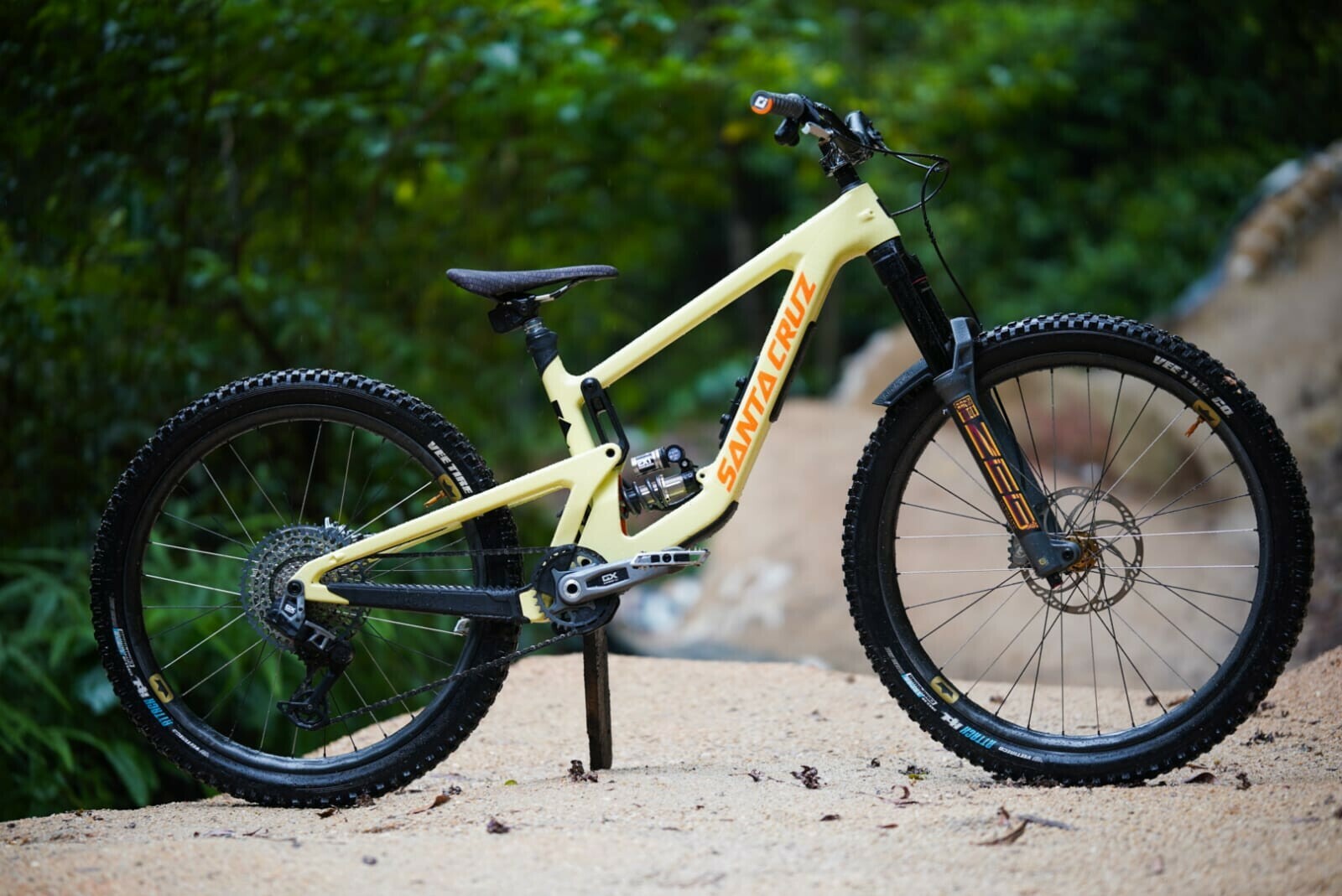 Santa Cruz Nomad 6 CC